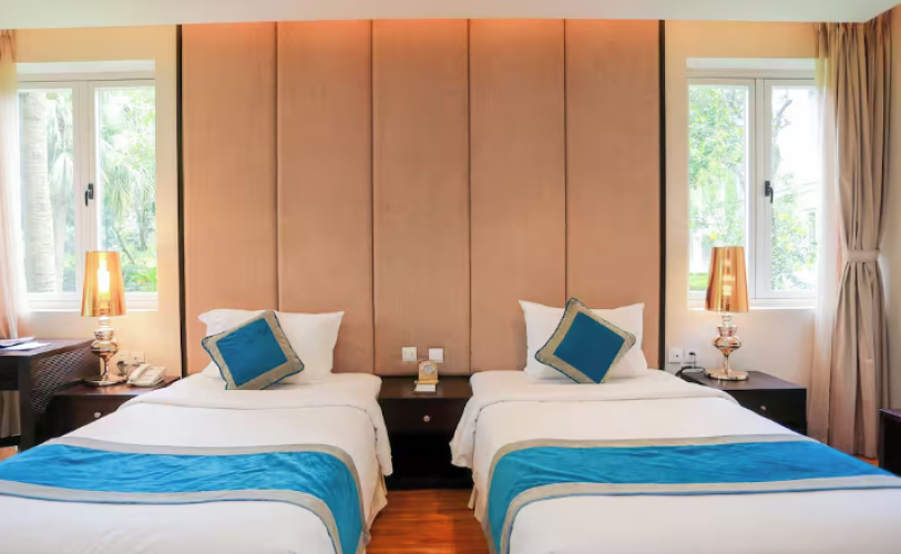 1 Bedroom Twin Bungalow