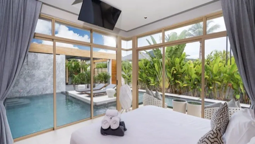 2 Bedrooms 2 pools Villa