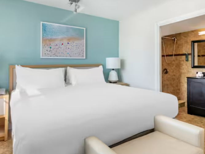 1 Bedroom Plus Double Suite