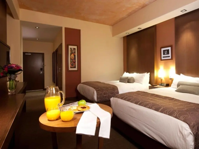 Deluxe Quadruple room