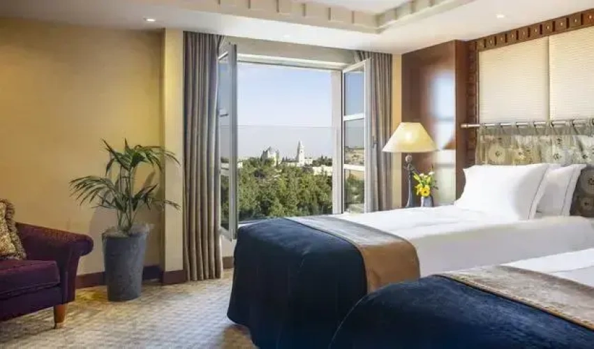 1 Bedroom Double Duplex Suite