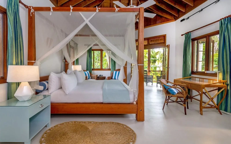 5 Bedrooms Cottonwood Villa