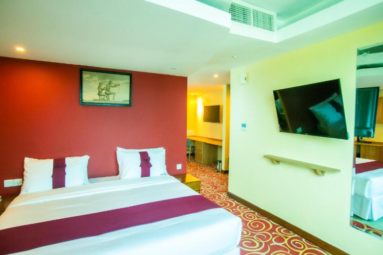 Parrot Hotel Arusha