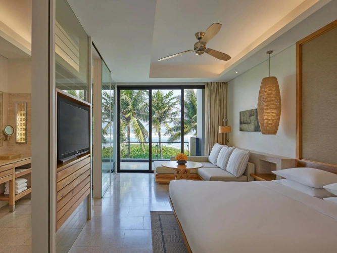 Double Club room with ocean view