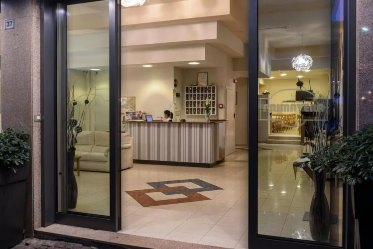 Primavera Hotel