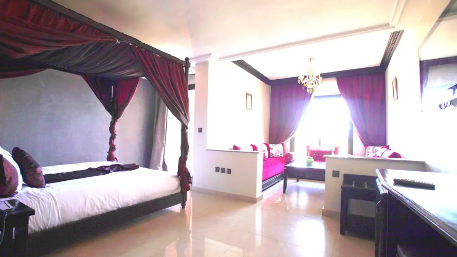 Ambassador Double Suite
