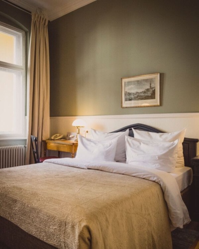 Les Chambres Double room