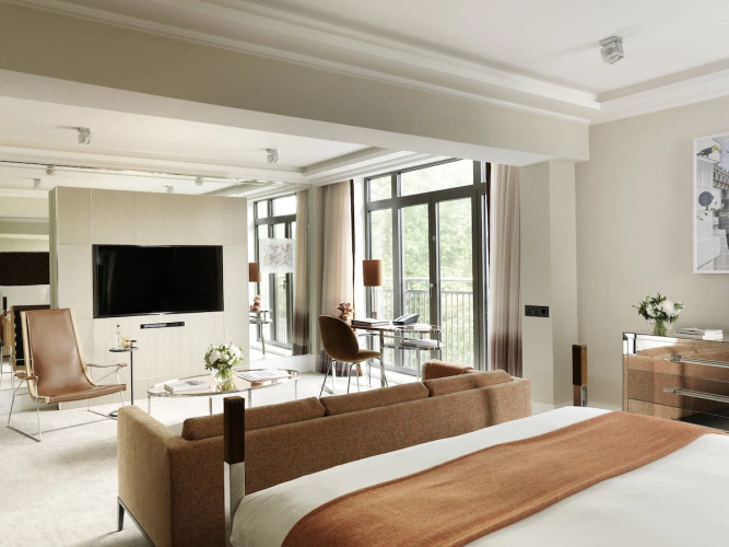 The Athenaeum Hotel & Residences