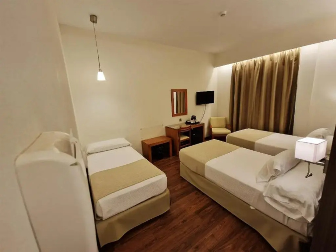 Hotel de Francia y París