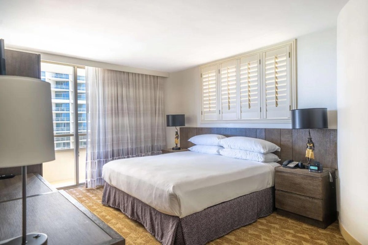 1 Bedroom Standard Suite