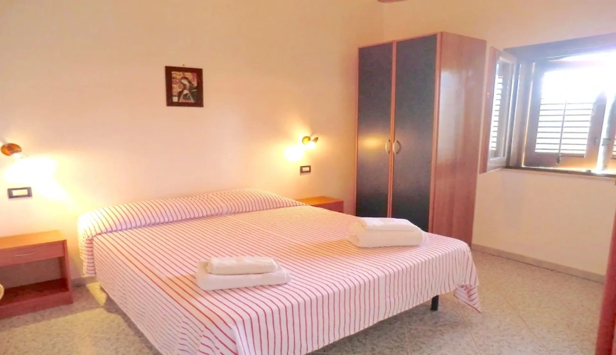 3 Bedrooms Sapphire Sextuple Home