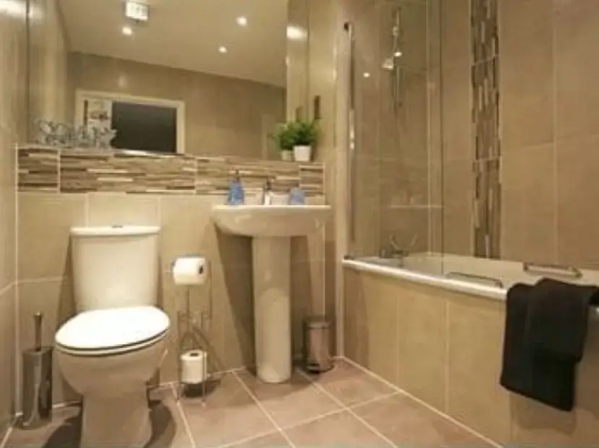 Exclusive Riverview Apartment