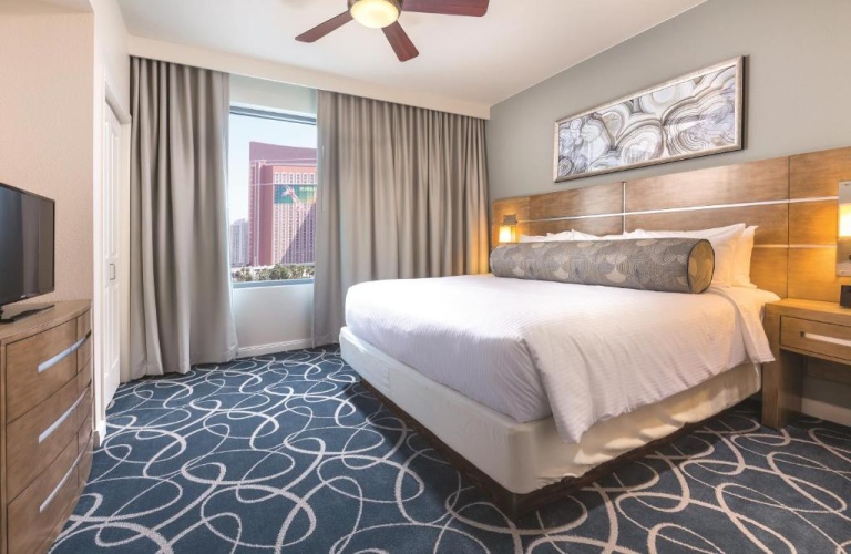 1 Bedroom Deluxe Double Suite