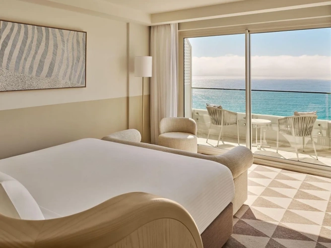 Premium Double room with balcony and oceanfront