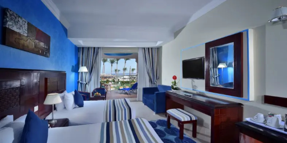 Deluxe Blue room seafront
