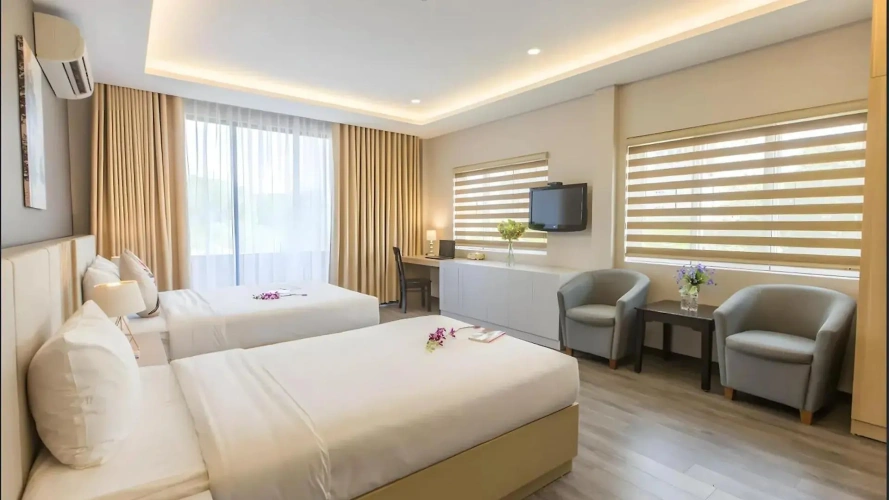 Superior Triple room