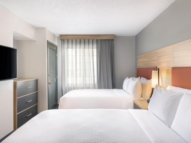 1 Bedroom Twin Suite