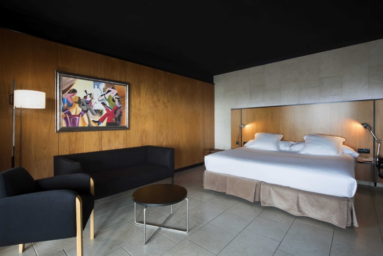 Master with Jacuzzi on the Terrace Double Suite