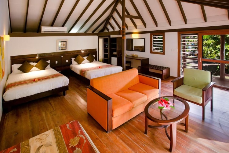 Deluxe Triple Bure with ocean view
