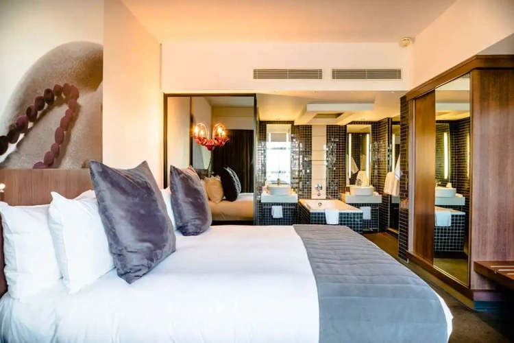 Executive Double Suite