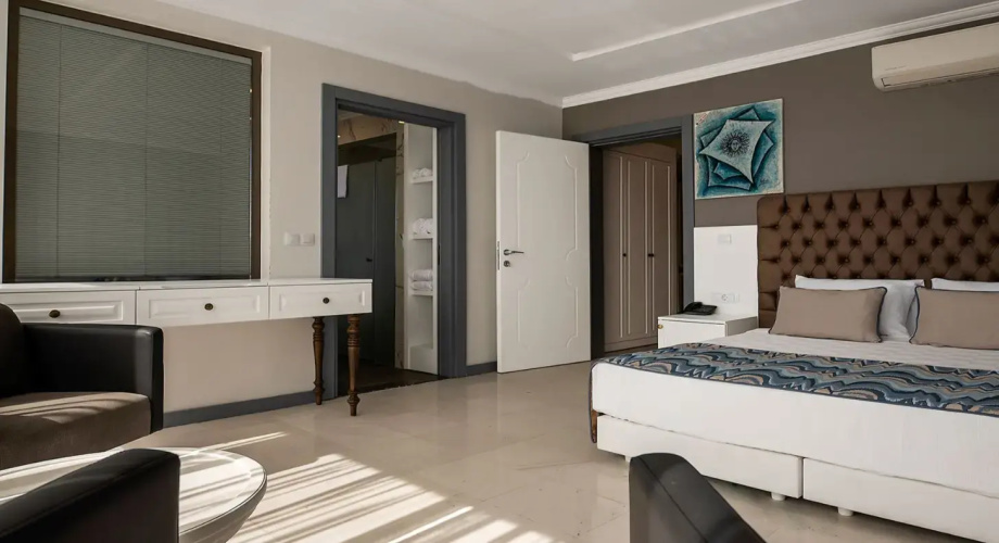Deluxe Double Suite