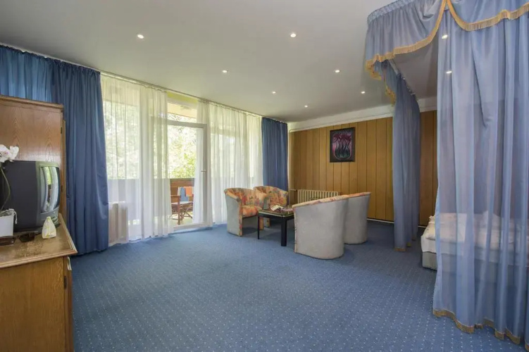 Familia Hotel