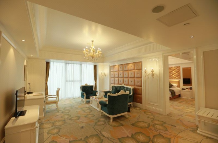 Executive Twin Suite