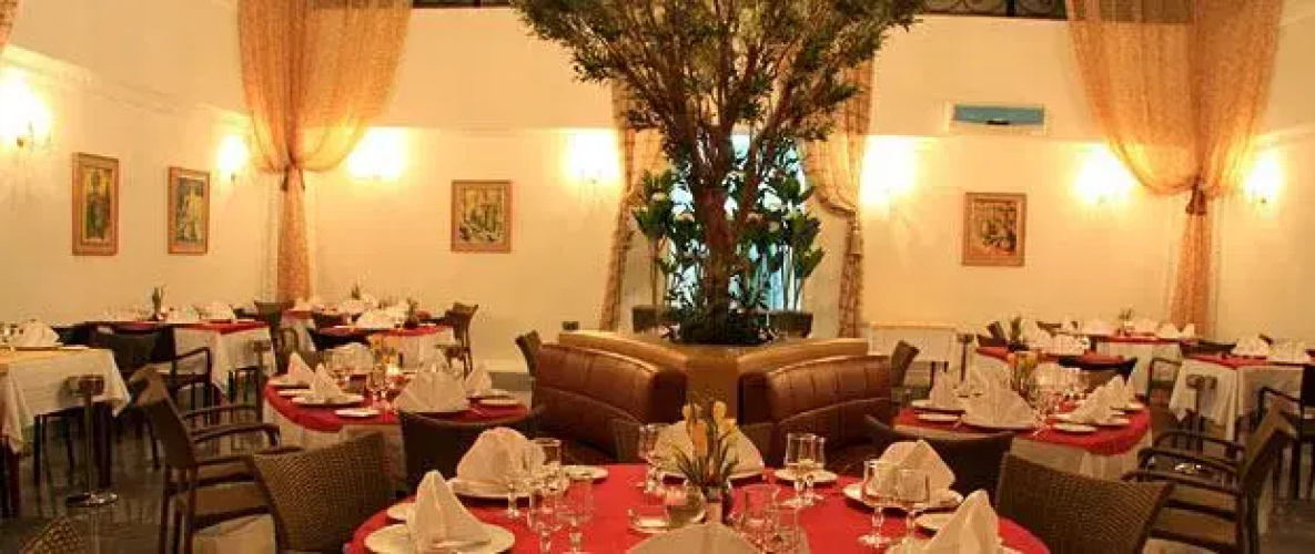 Hôtel César