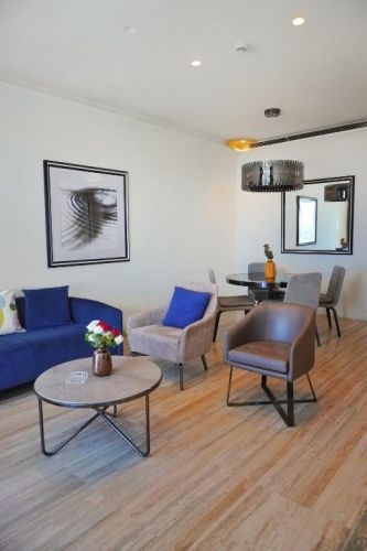 1 Bedroom Suite