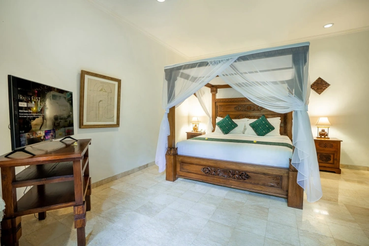 2 Bedrooms Suite with valley view