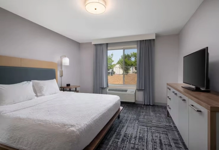 Accessible Double Suite