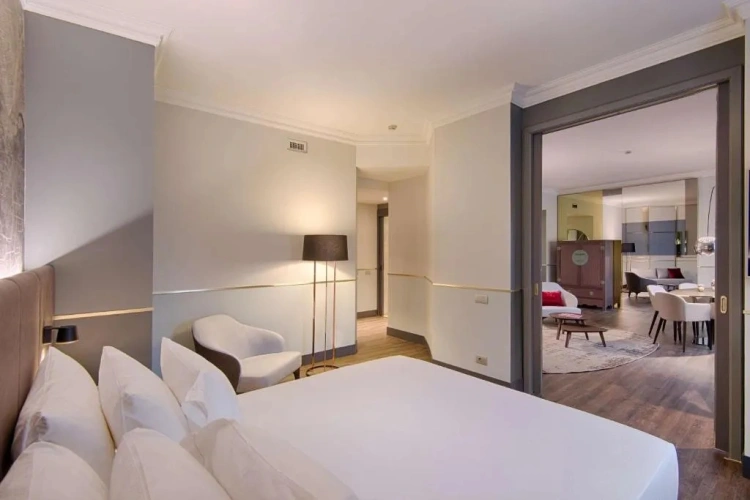 Double Suite