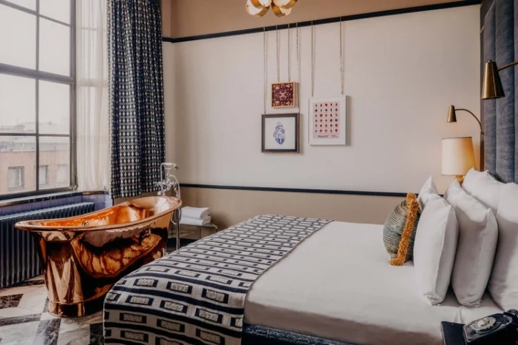Large Double room