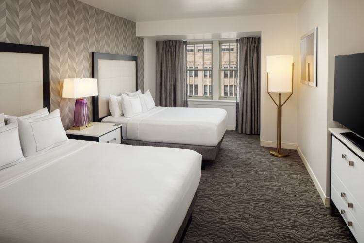DoubleTree Suites by Hilton Hotel Detroit Downtown - Fort photo 15