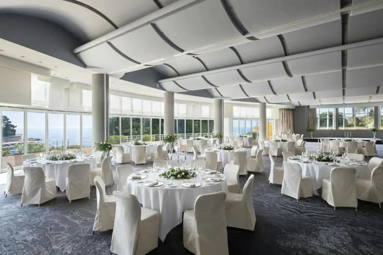 Le Meridien Beach Plaza photo 40