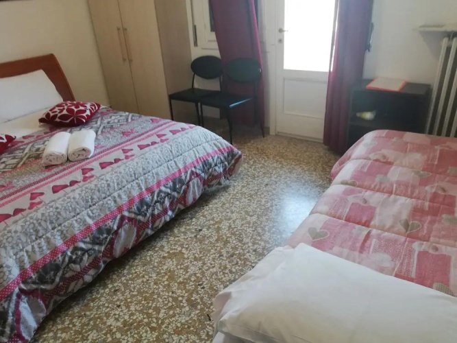 Standard Double room with city view