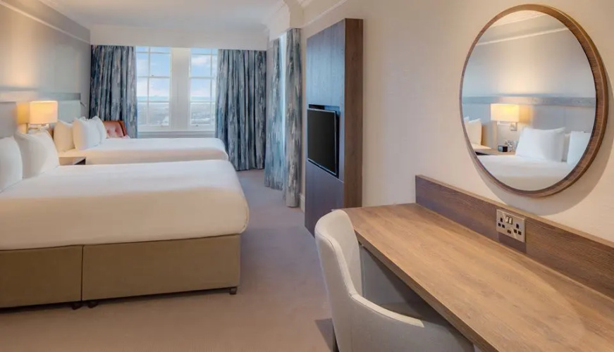 Hilton Edinburgh Carlton photo 9