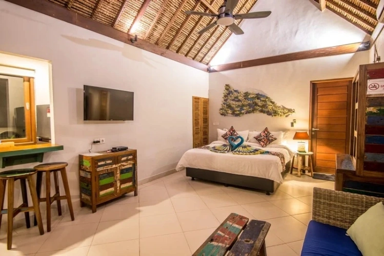 Deluxe Double Suite with garden view