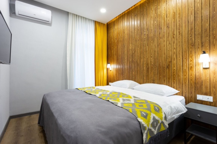 Double Suite