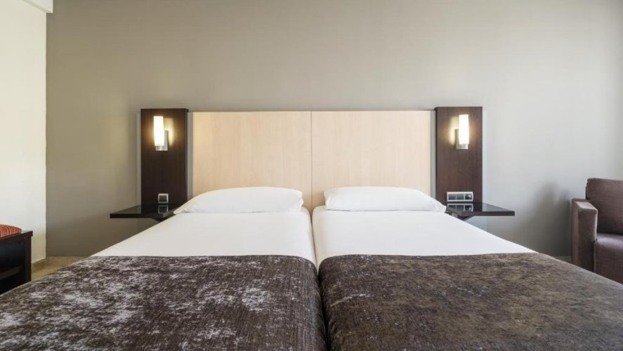 Twin room