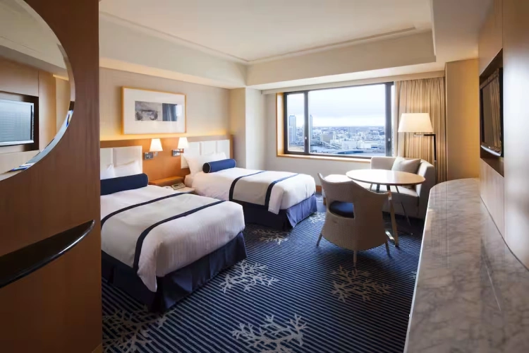 Bay Club Floor Twin room with city view