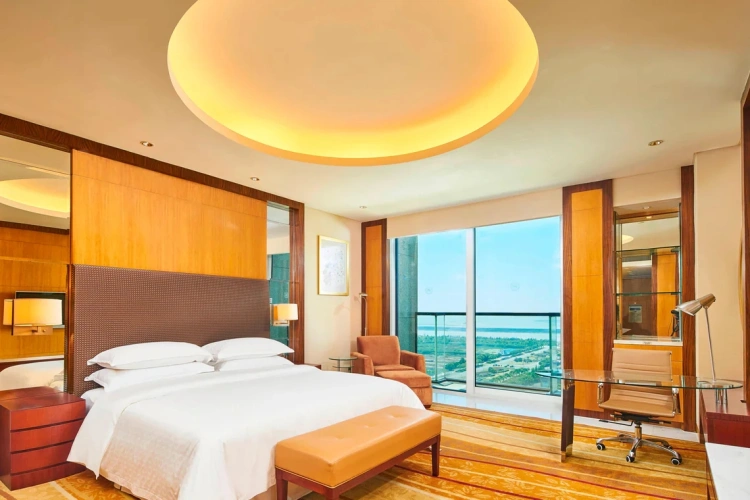 Twin room with balcony and with sea view