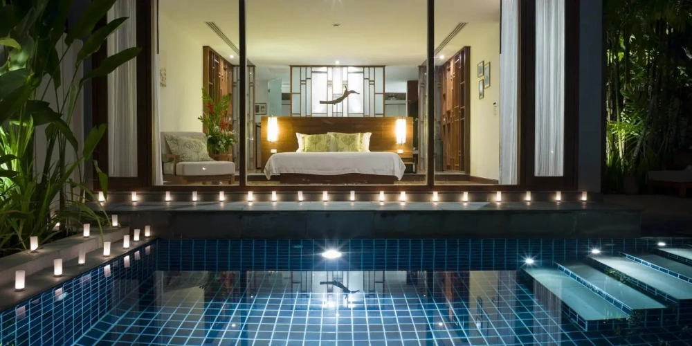 Pool Double Residence