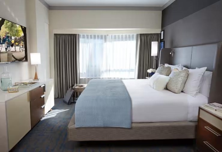 1 Bedroom Accessible Double Suite