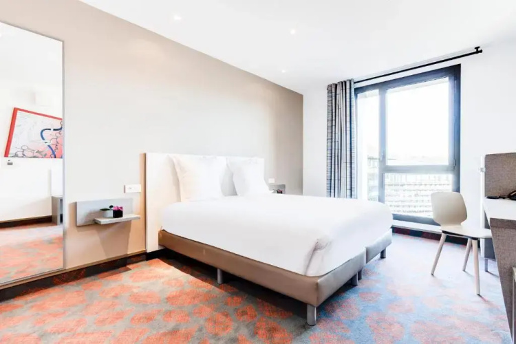 Spark by Hilton Lyon Park Saone