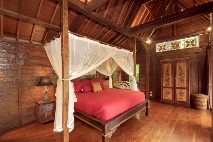 Chandra Villa