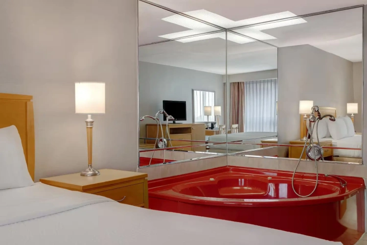 Double Suite
