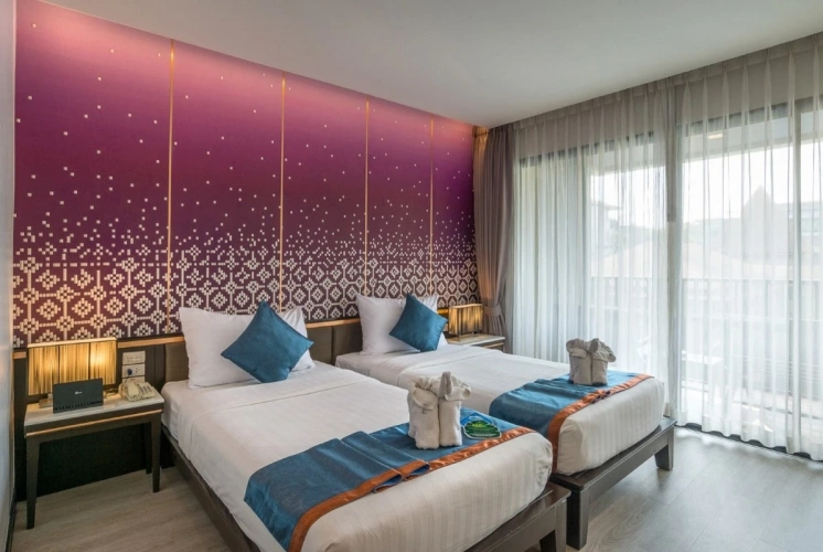 Deluxe Double room with pool view