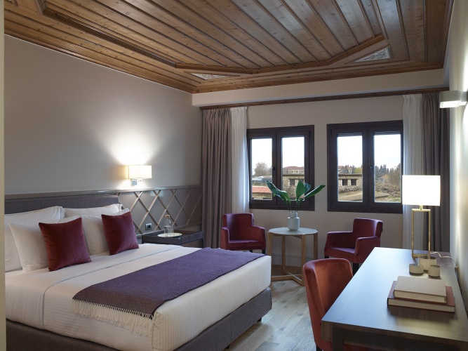 Double Lake Suite