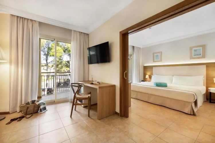 Viva Suites & Spa 16+